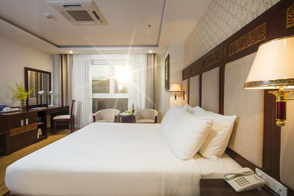 Galliot Hotel Nha Trang Bagian luar foto