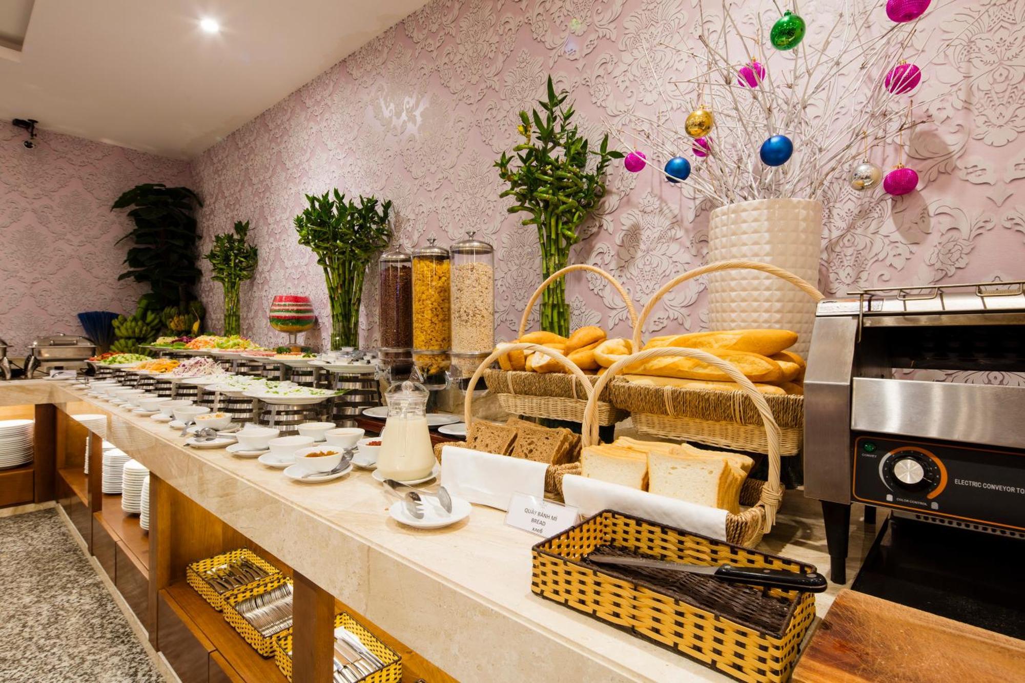 Galliot Hotel Nha Trang Bagian luar foto