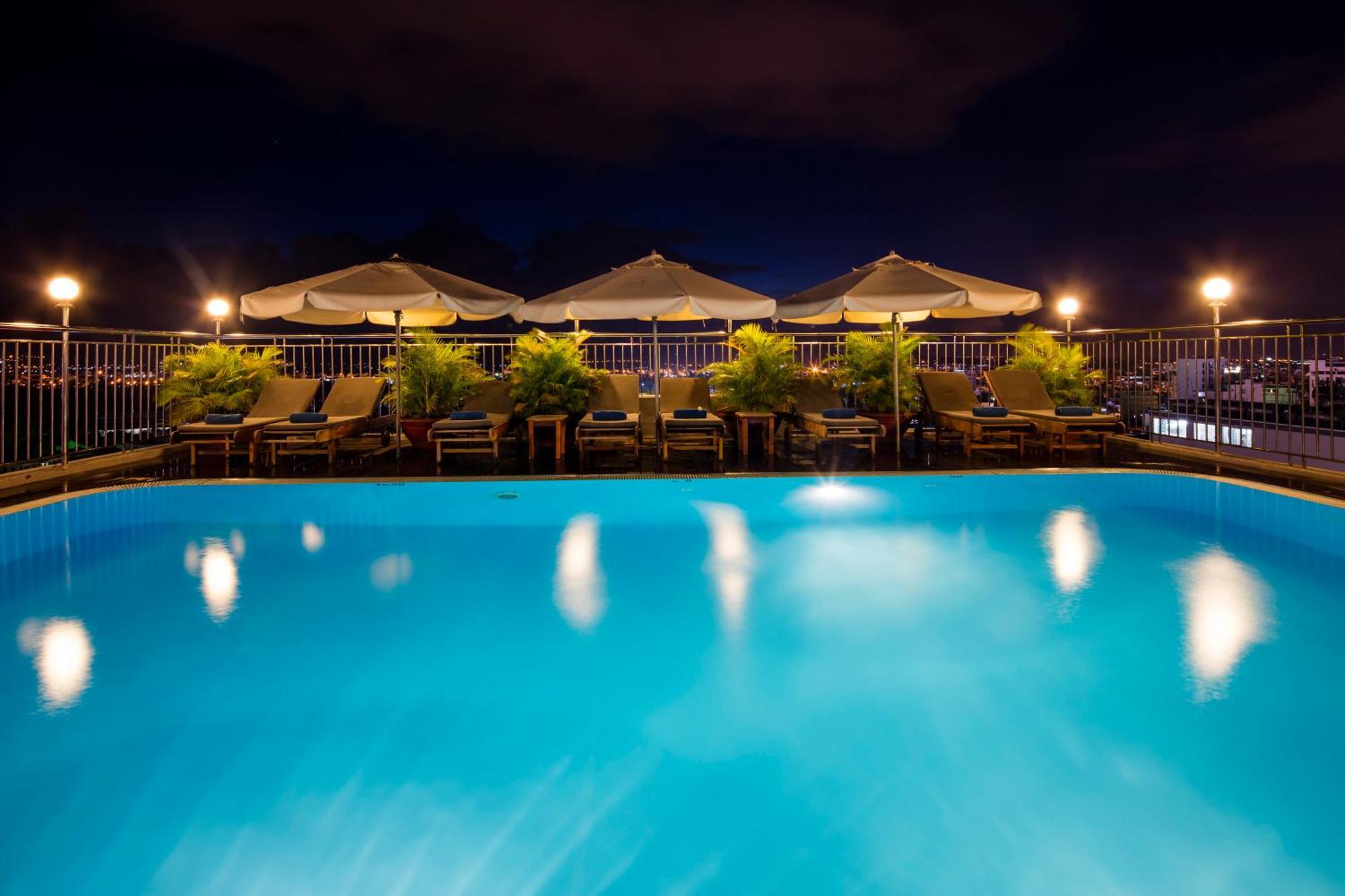 Galliot Hotel Nha Trang Bagian luar foto
