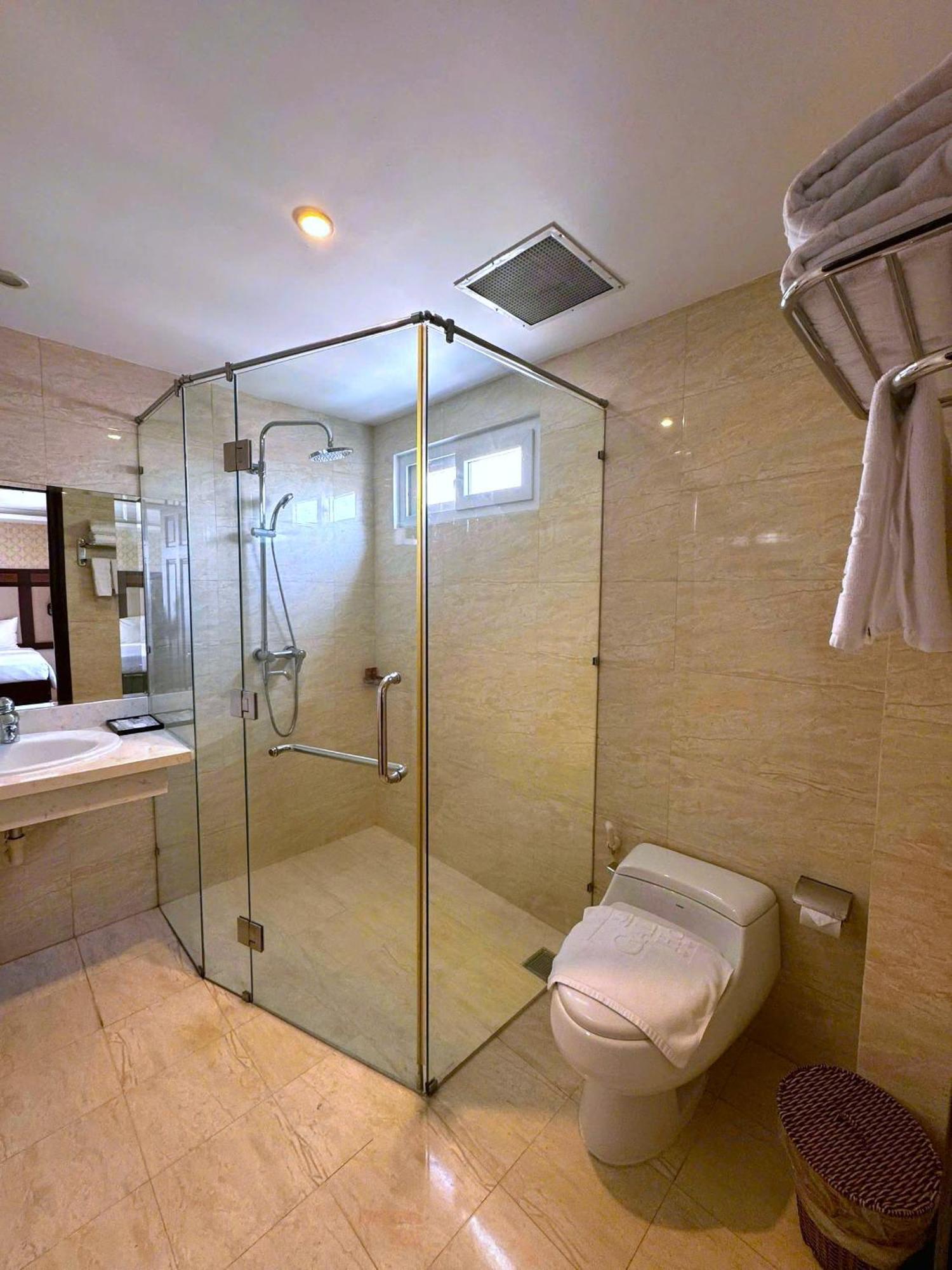 Galliot Hotel Nha Trang Bagian luar foto