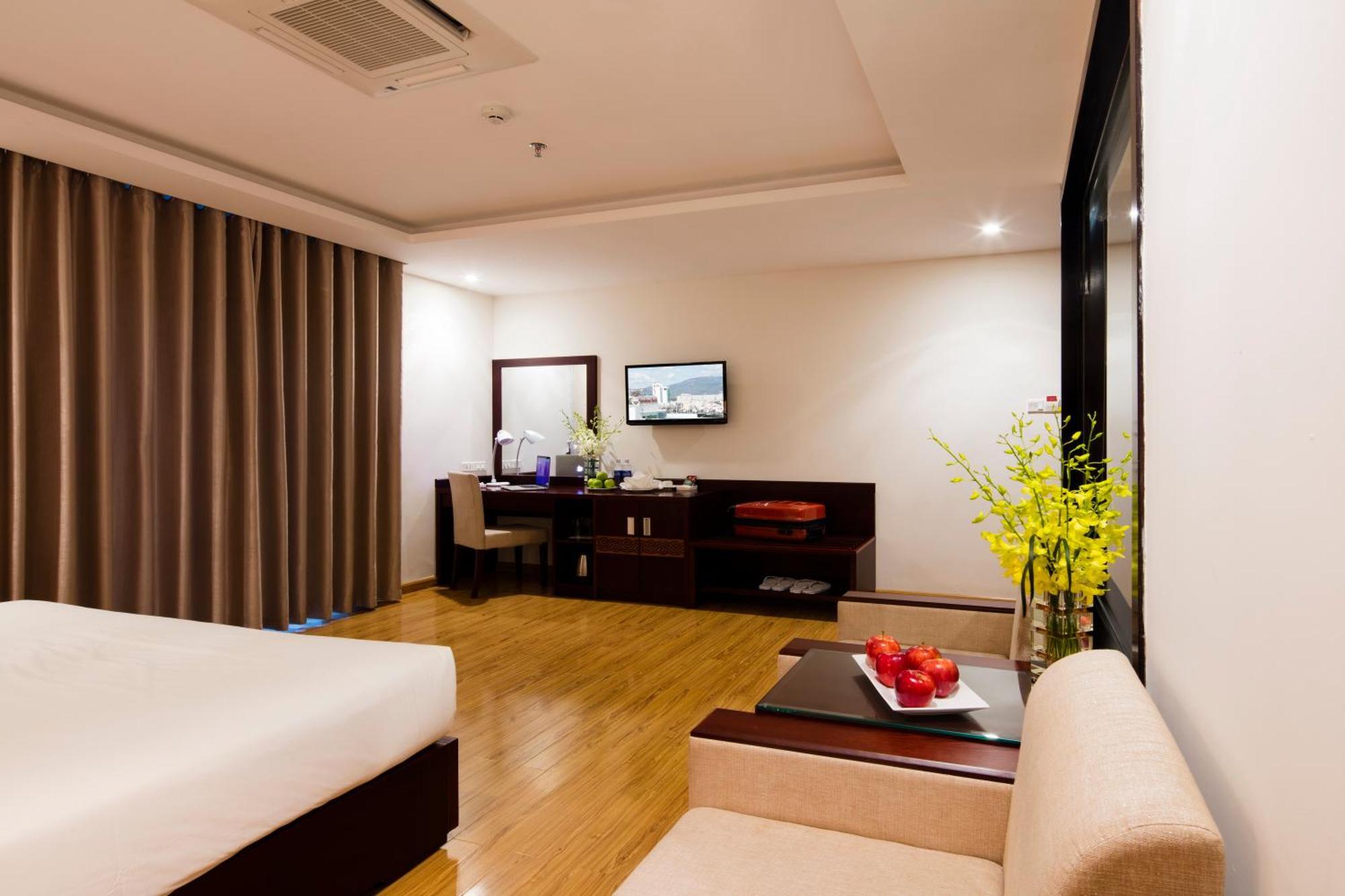 Galliot Hotel Nha Trang Bagian luar foto