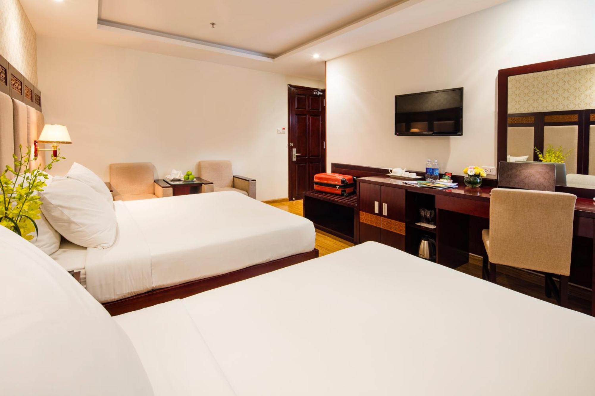 Galliot Hotel Nha Trang Bagian luar foto