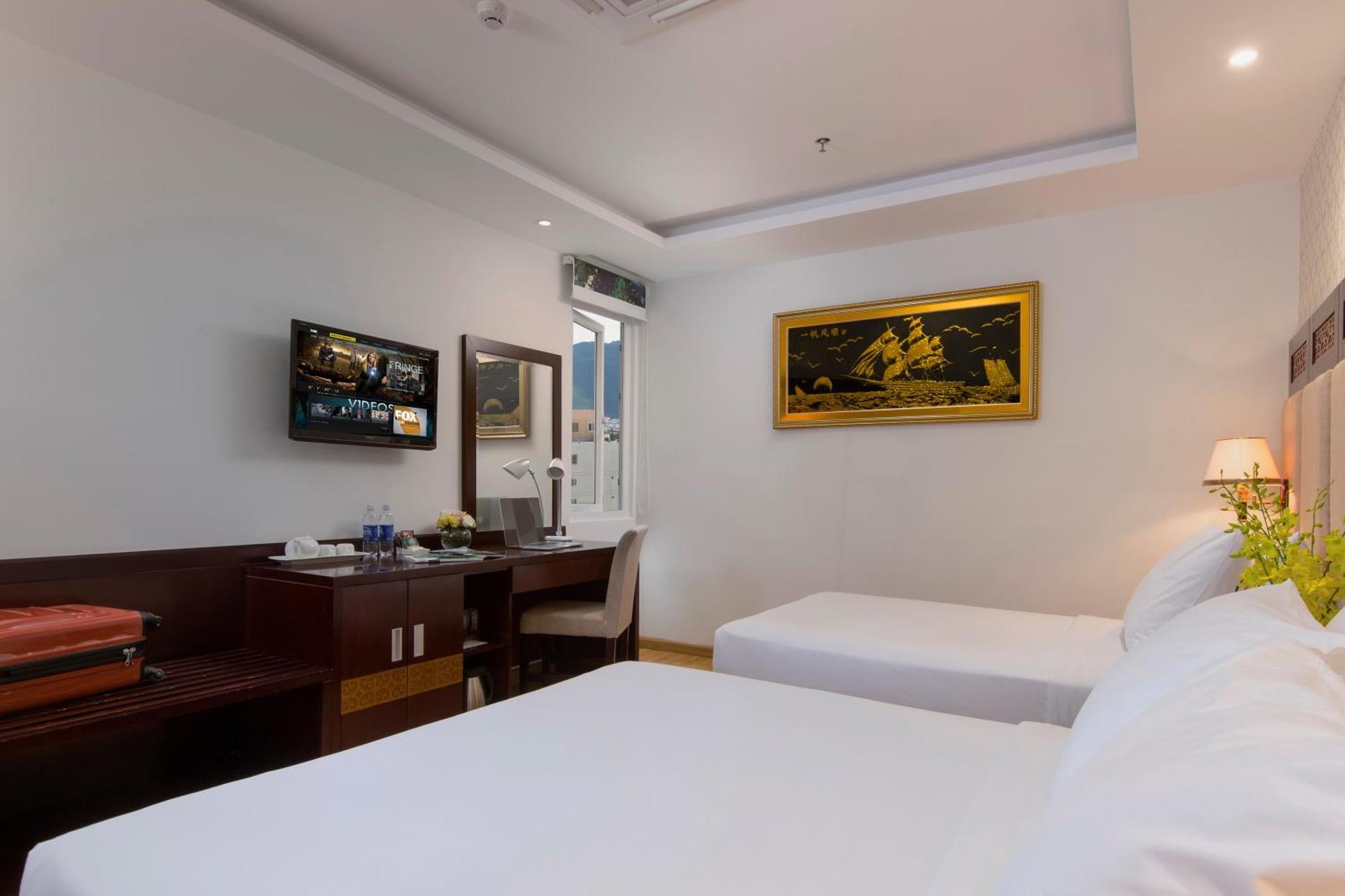 Galliot Hotel Nha Trang Bagian luar foto